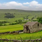 Holiday home 1 Bed In Skipton Oc-78703 *