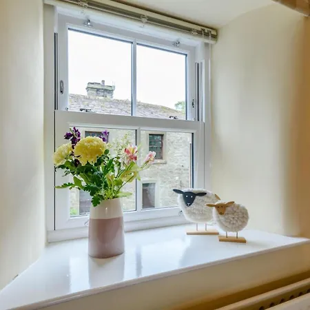 1 Bed In Skipton Oc-78703 *